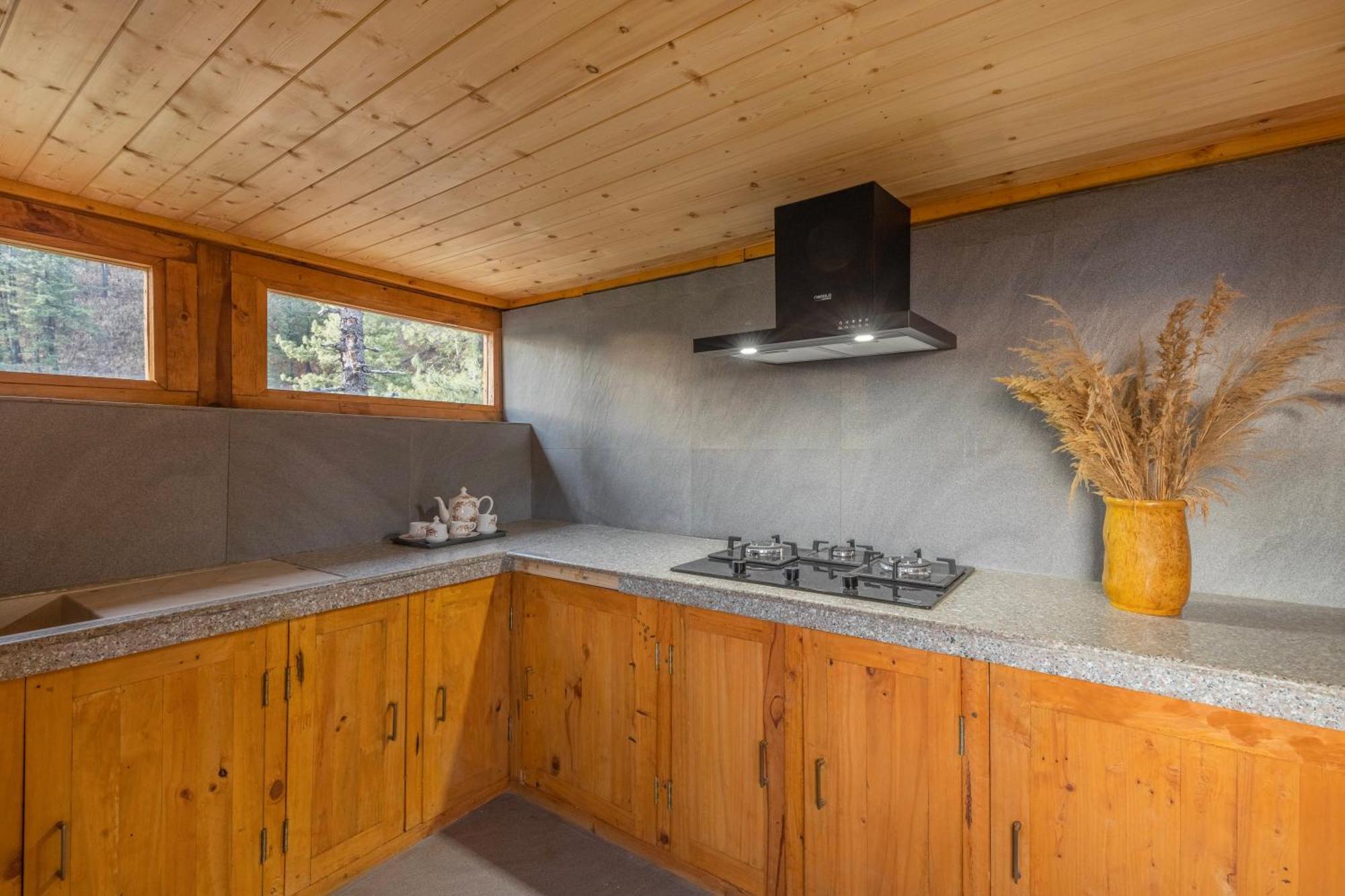 Elivaas 1 Bhk Premium Cottage With Sauna - Everly Shimla Zewnętrze zdjęcie